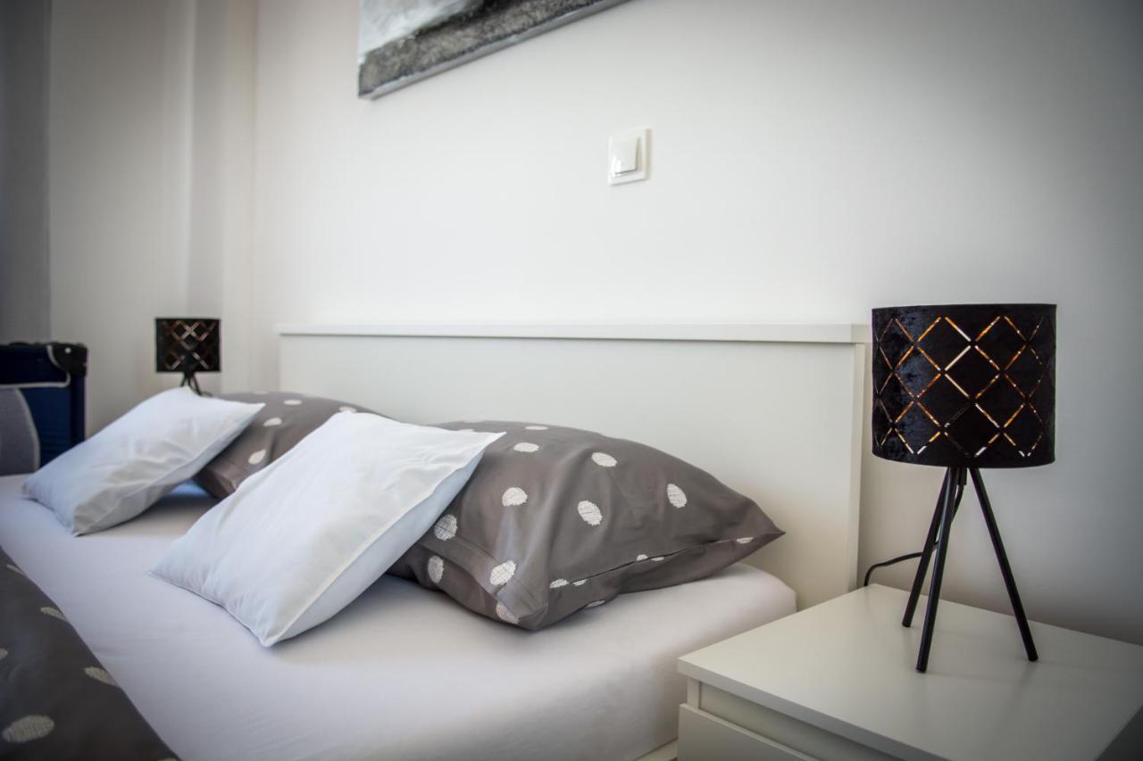 Apartamento Sky Slavonski Brod Exterior foto